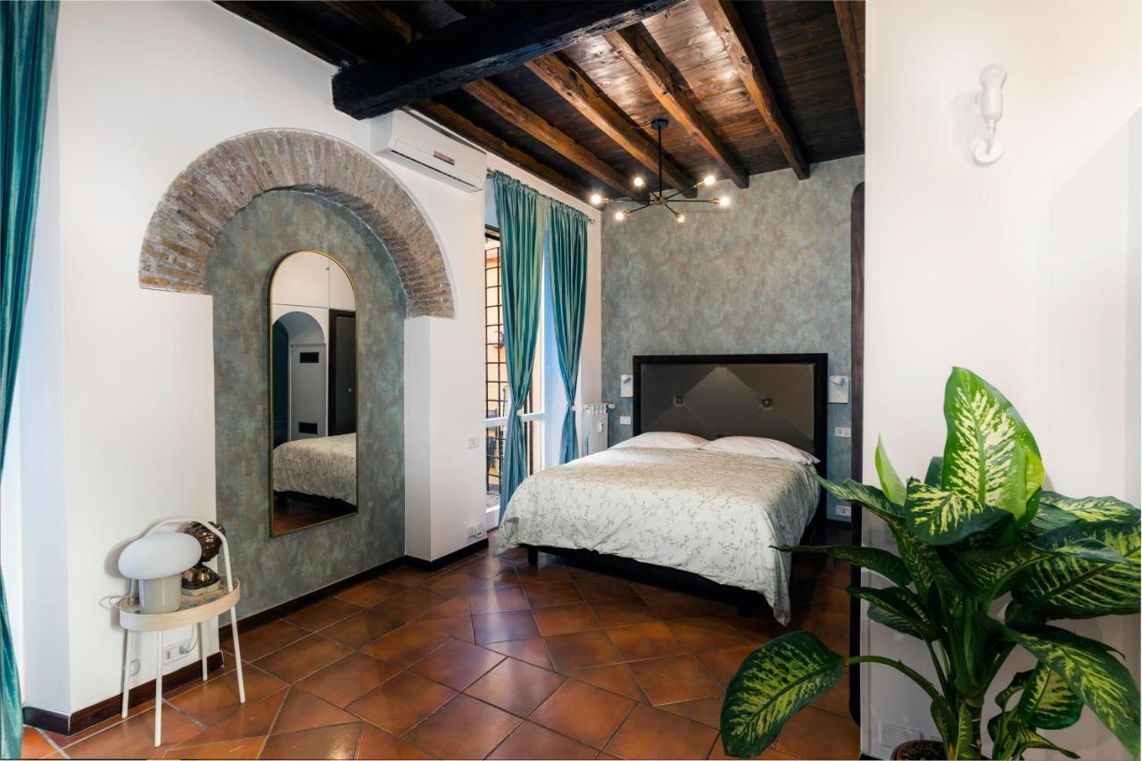 Appartement Quiet Trevi Fountain With Patio And Backyard Rome