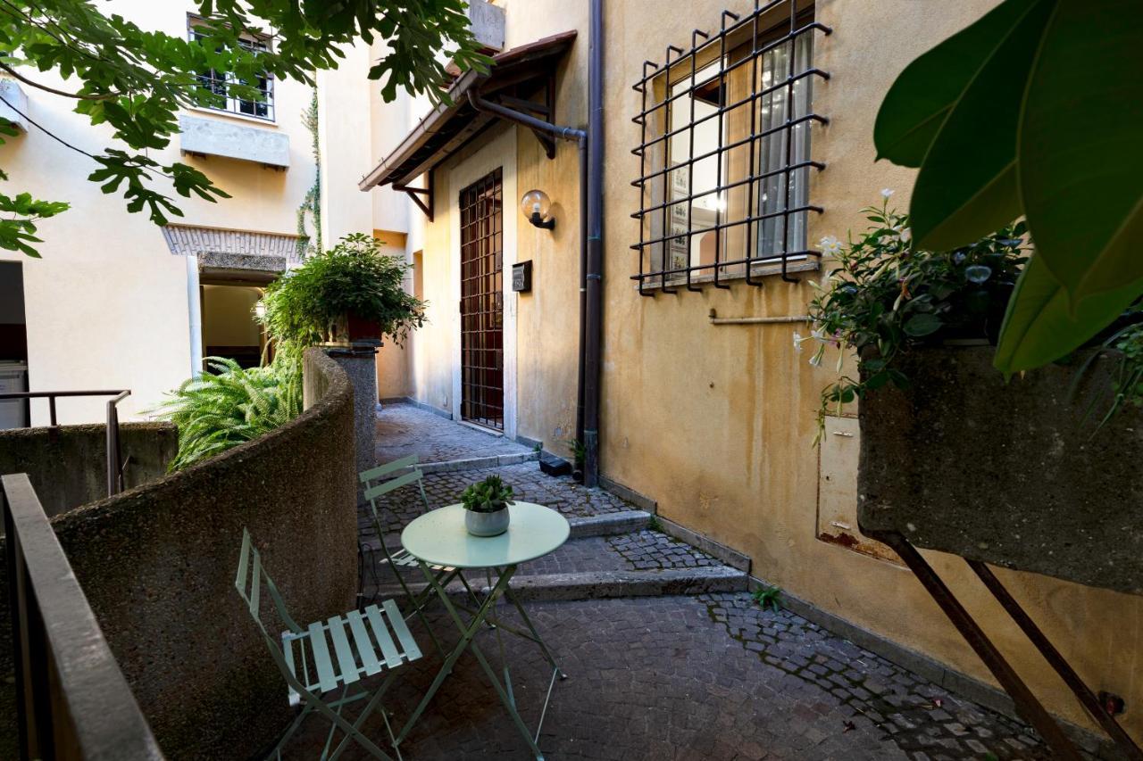 Appartement Quiet Trevi Fountain With Patio And Backyard