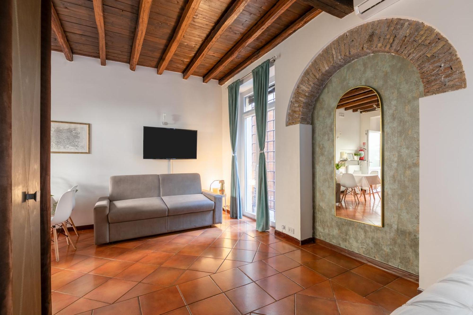 Appartement Quiet Trevi Fountain With Patio And Backyard Rome