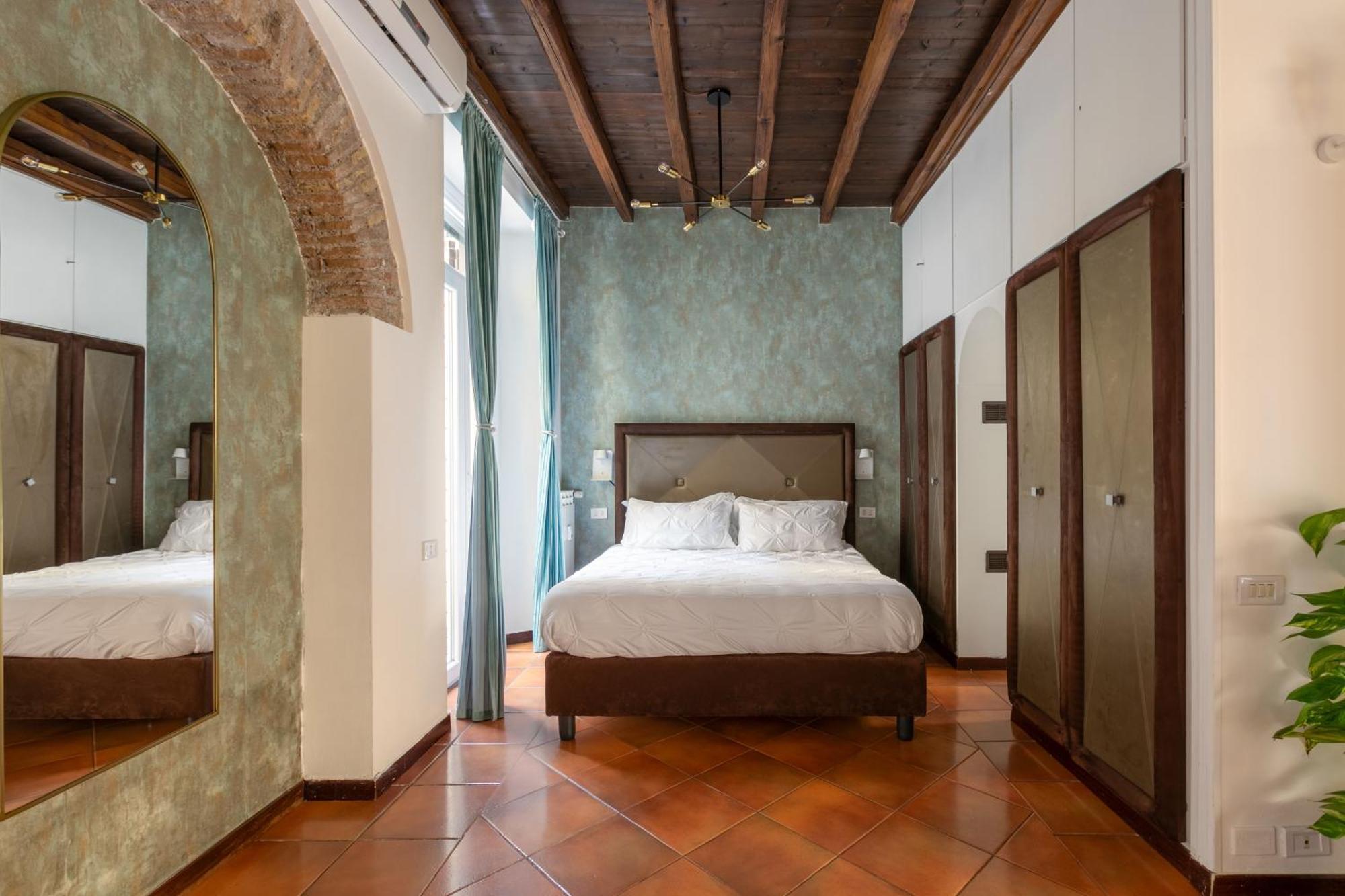 Quiet Trevi Fountain With Patio And Backyard Appartement Rome